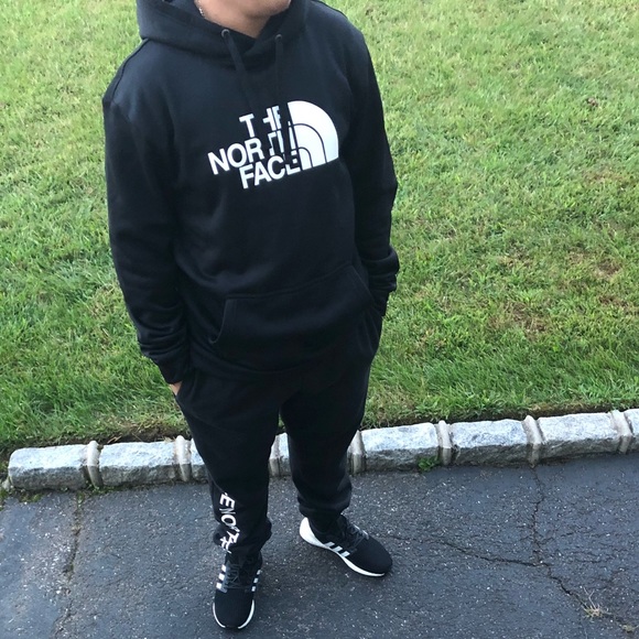 the north face sweatsuit